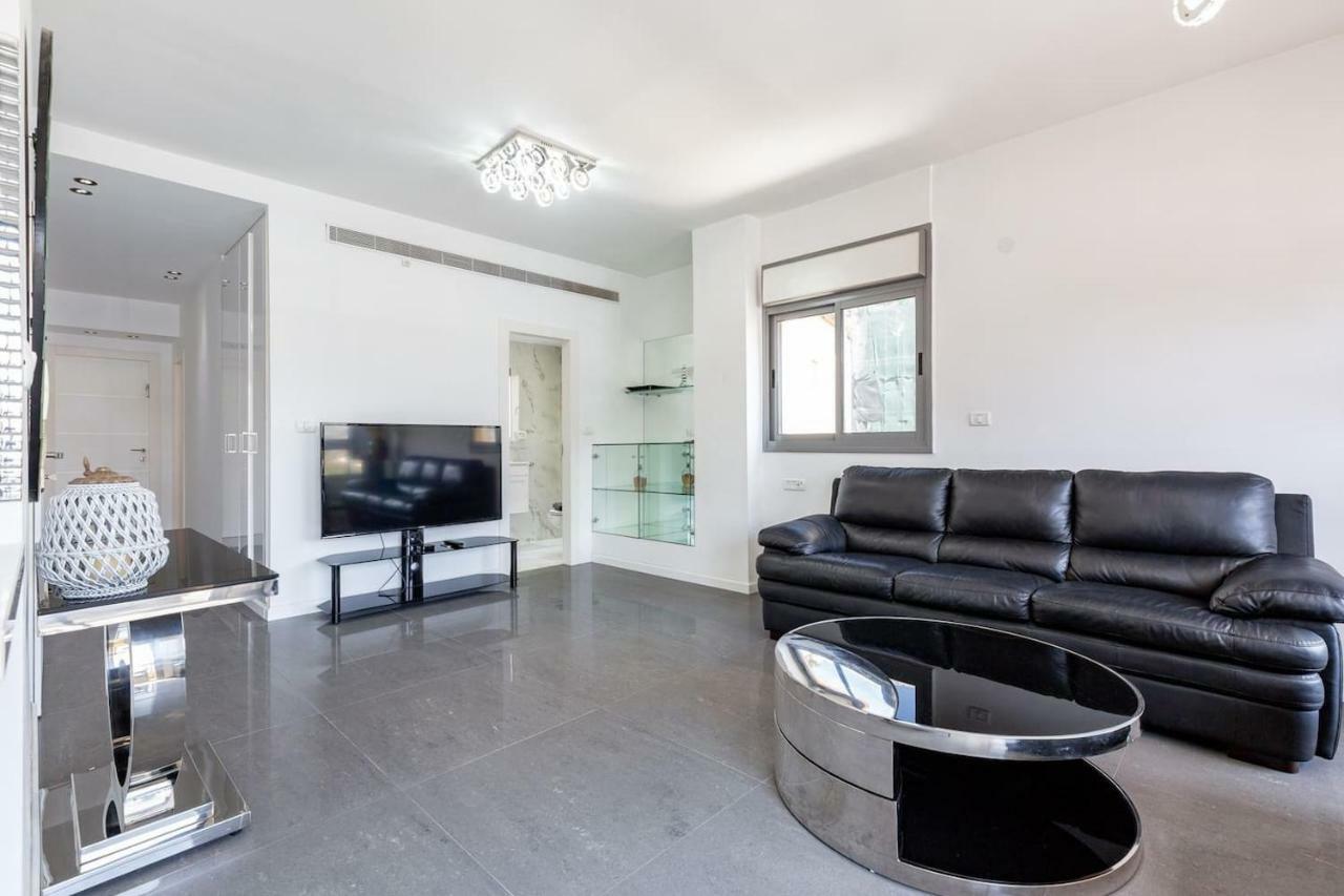 Lejlighed i Strand Område på 75 m². Soveværelser: 2. Private badeværelser: 2. Tel Aviv Eksteriør billede